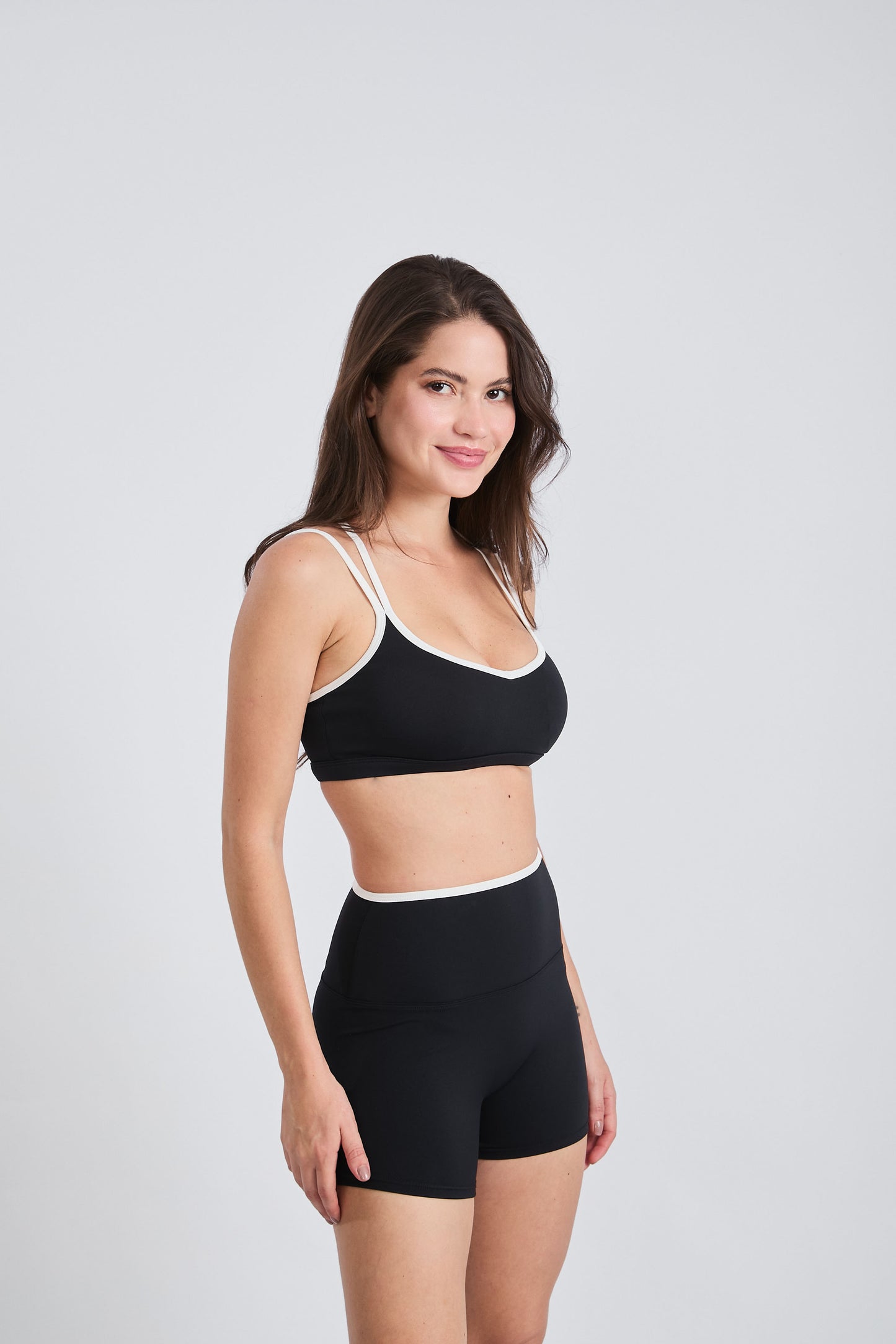 Short Lua 4" - Black