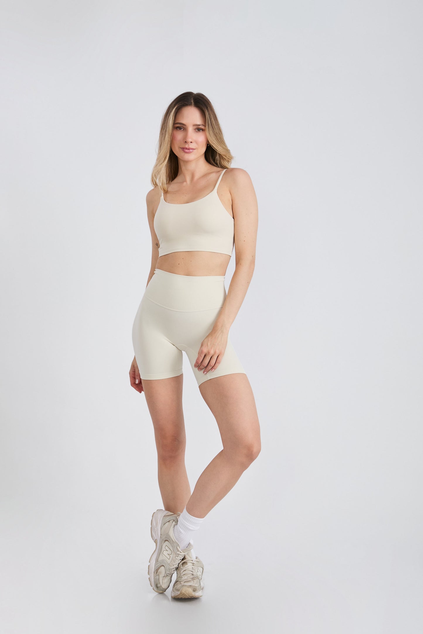 Short Mila 7" - Ecru